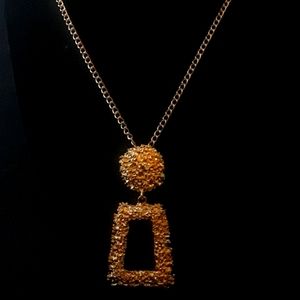 FLOWER PENDANT FASHION NECKLACE